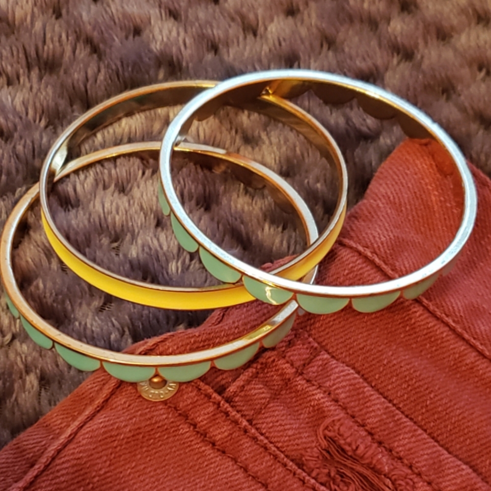 BRACELETS Set of (3) Aqua/Yellow Bangles